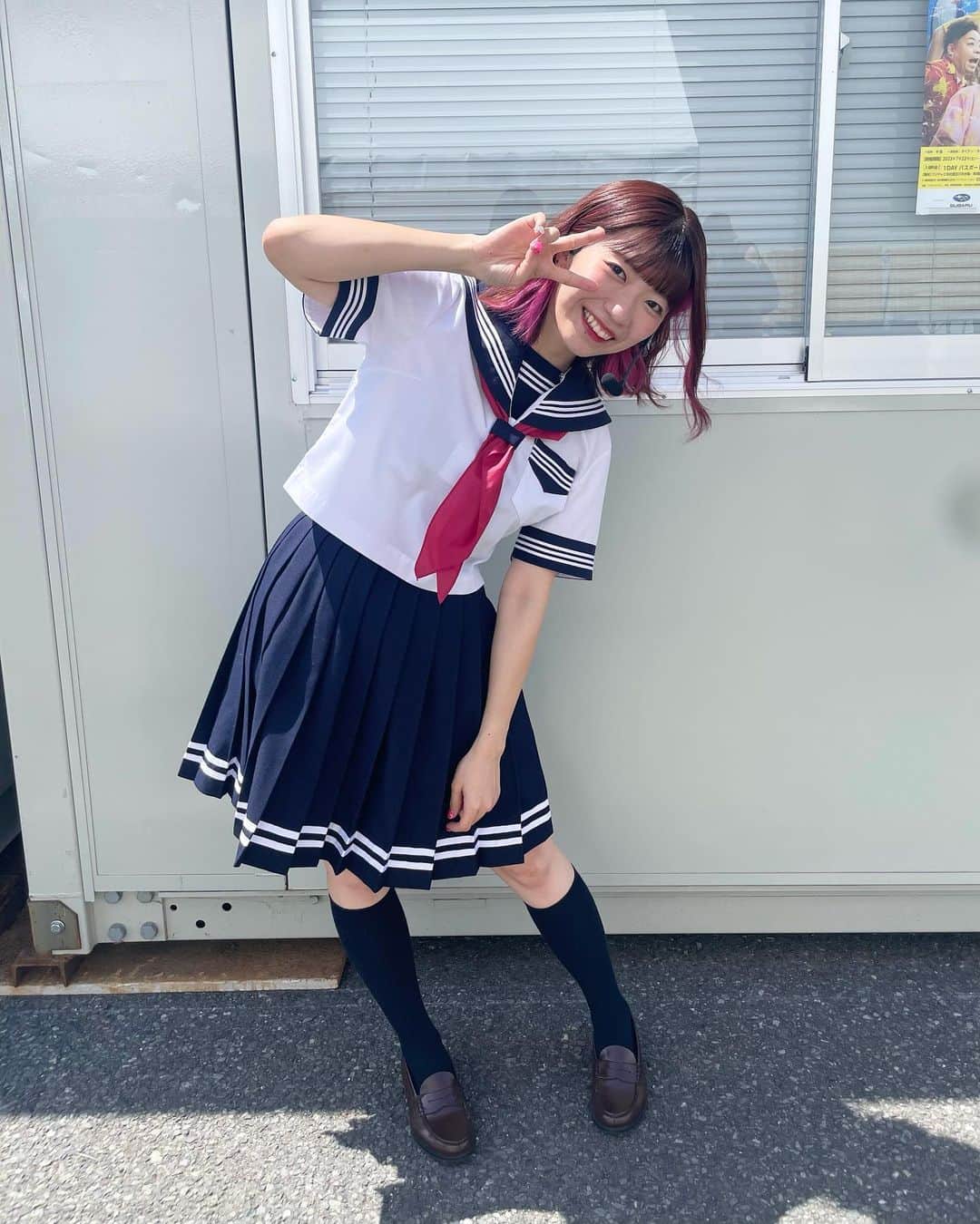 ぱいぱいでか美のインスタグラム：「呼び出し先生タナカでお台場冒険王🗽 . 今夜20時から放送の #呼び出し先生タナカ 先日の #お台場冒険王 での公開収録の模様が 少し流れるみたいなので！観てね！ この日は #でか美祭 もあったからイベントの最後15分くらい みんなより早めに下校しちゃって🥲 小中大の頑張りを見届けられなかったので私もO.A楽しみなんだ〜🫶🏻 村重ちゃん、えなこちゃん、もりひなちゃん、なえなのちゃんの 女子ユニットのグループ名が決まったり初ライブがあったり 私も大倉くん&草薙くんと夏休みの宿題としてとあることに挑戦したり🪄 生徒みんないろんなことしたよ！ 盛りだくさんなステージだったからどこまで放送されるかわかんないけど！ ぜひ見てくださいね〜👀 番組出演者としてテレビ局のイベントに出るの 夢だったから嬉しかった🙌🏻💓  そして！先週の呼び出し先生タナカも 見てくださった方ありがとうございました！ それからごめんなさい！！！！！😭w がっかりされてませんように。笑 勉強し直す、まじで🧠 . #呼び出し先生タナカ #お台場冒険王 #フジテレビ #でか美ちゃん」