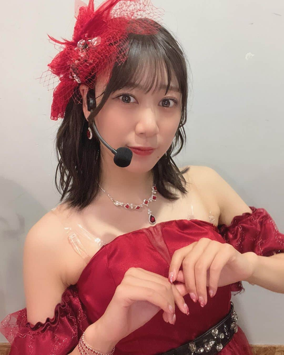 井田玲音名のインスタグラム：「ㅤㅤㅤㅤㅤㅤㅤㅤㅤㅤㅤㅤㅤ ㅤㅤㅤㅤㅤㅤㅤㅤㅤㅤㅤㅤㅤ  Gimme your love...👠💕ㅤㅤㅤㅤㅤㅤㅤㅤㅤㅤㅤㅤㅤ ㅤㅤㅤㅤㅤㅤㅤㅤㅤㅤㅤㅤㅤ ㅤㅤㅤㅤㅤㅤㅤㅤㅤㅤㅤㅤㅤ #赤いピンヒールとプロフェッサー ㅤㅤㅤㅤㅤㅤㅤㅤㅤㅤㅤㅤㅤ #SKE48SUMMERTour2023」