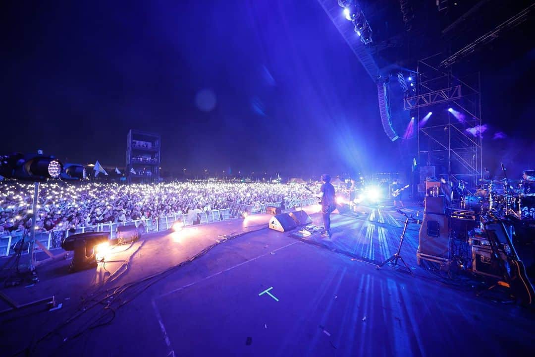 ELLEGARDENのインスタグラム：「⁡ 2023.8.4 Fri. Incheon Pentaport Rock Festival 2023 松島月光祝祭公園 ⁡ Photo by @tsukasamiyoshi  ⁡ #ELLEGARDEN  #IPMF2023」
