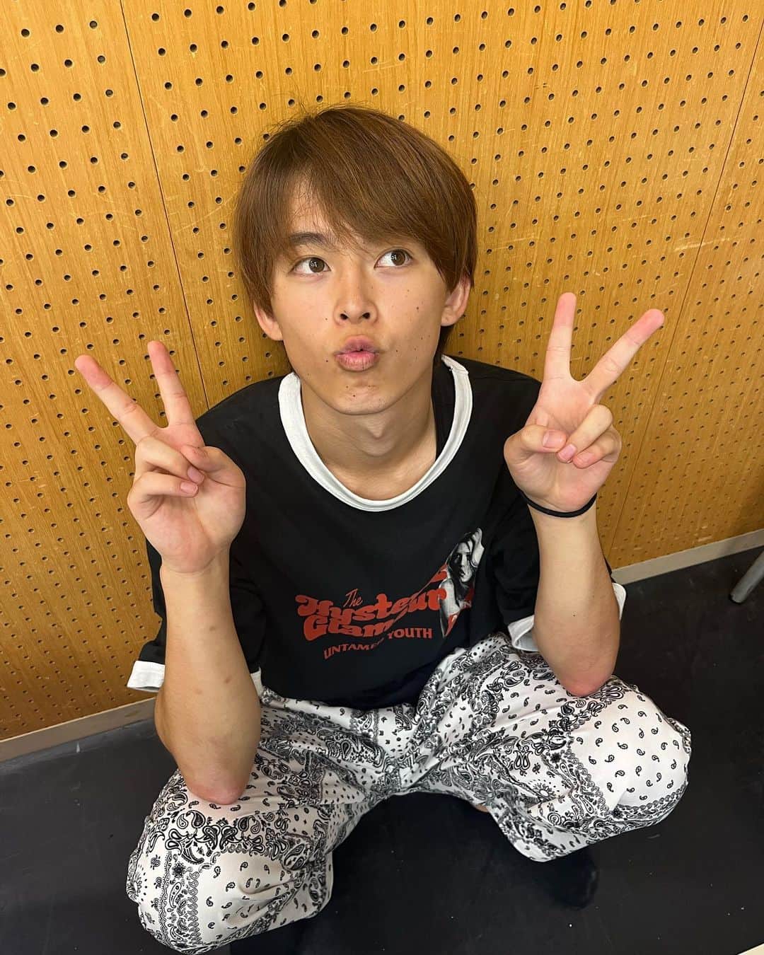 のインスタグラム：「舞台の稽古頑張ってます✌️  みんなお楽しみに❤️‍🔥」
