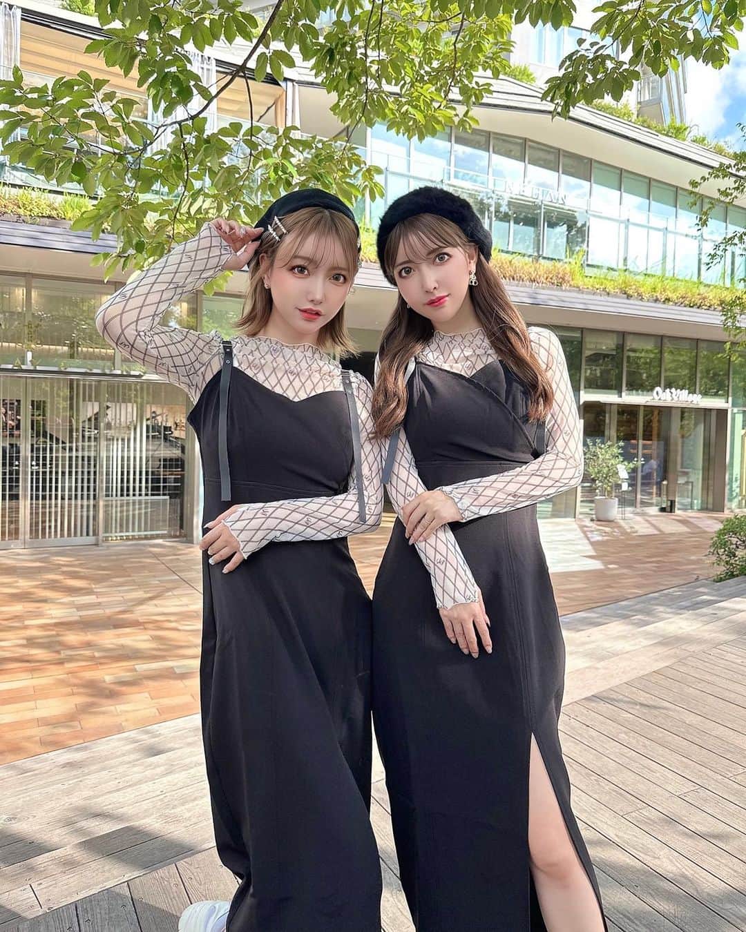 吉川ちえさんのインスタグラム写真 - (吉川ちえInstagram)「【💋💄💋💄💋💄】 . この前展示会でオーダーした ( @lipservice_official )の お洋服が届いたので着てみたよ🙋‍♀️❤️ . シースルートップスとワンピ💕 このトップスはデザインが可愛い✌️ ワンピは肩の紐の部分が レザーになってて秋っぽいよ😗❤️ . #LIPservice #リップサービス」8月14日 18時37分 - yoshikawachie_16