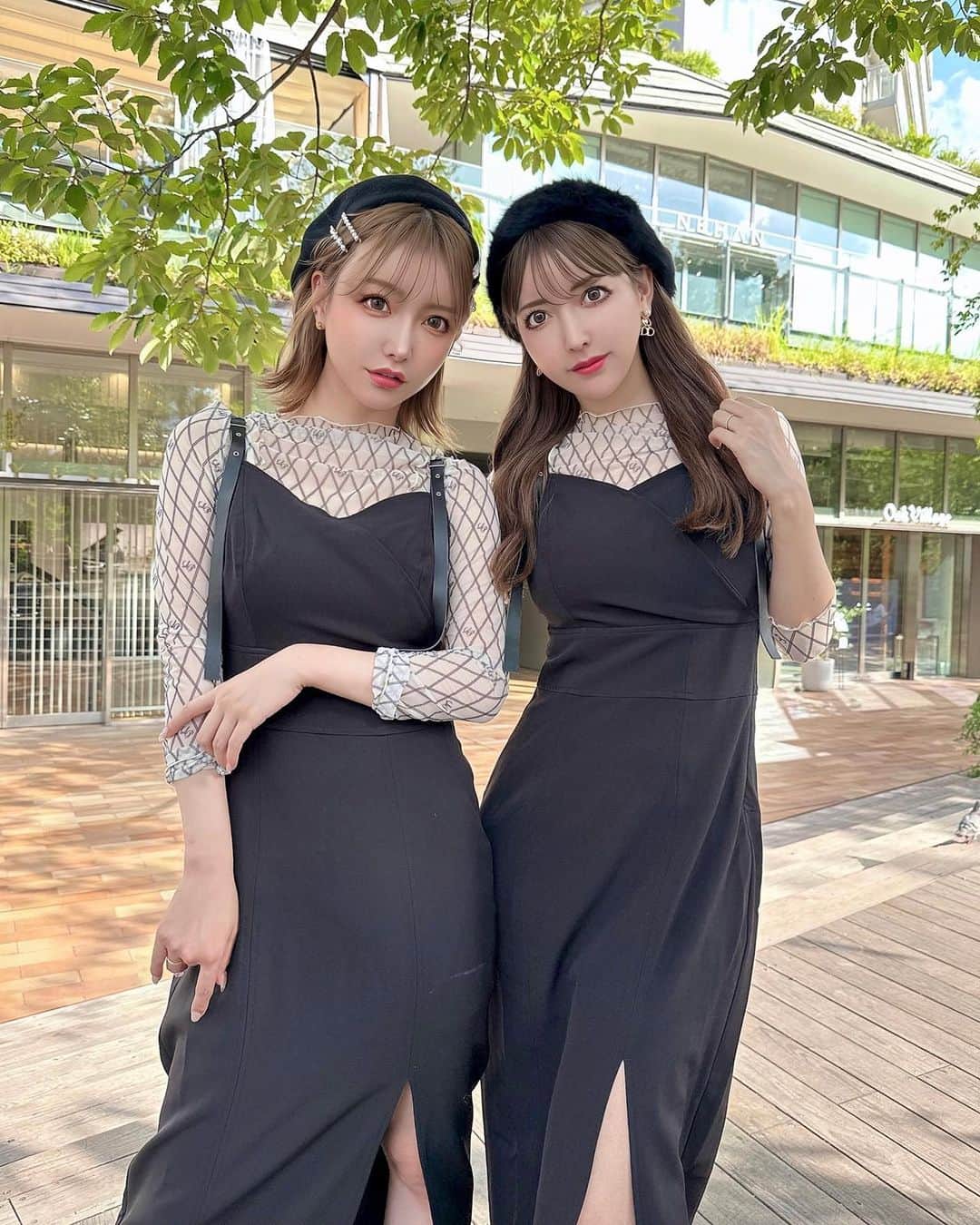 吉川ちえさんのインスタグラム写真 - (吉川ちえInstagram)「【💋💄💋💄💋💄】 . この前展示会でオーダーした ( @lipservice_official )の お洋服が届いたので着てみたよ🙋‍♀️❤️ . シースルートップスとワンピ💕 このトップスはデザインが可愛い✌️ ワンピは肩の紐の部分が レザーになってて秋っぽいよ😗❤️ . #LIPservice #リップサービス」8月14日 18時37分 - yoshikawachie_16