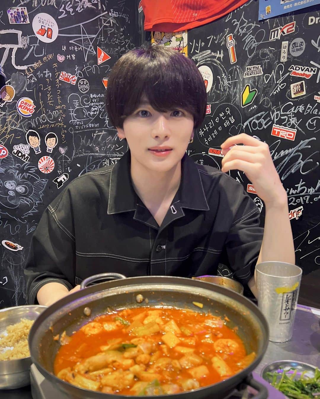 六花清春のインスタグラム：「韓国料理食べてきた🍳」
