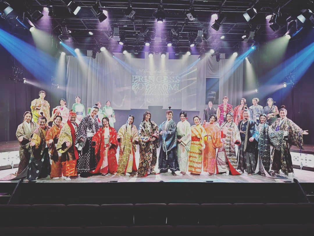 海老澤健次さんのインスタグラム写真 - (海老澤健次Instagram)「『PRINCESS TOYOTOMI』無事に東京公演千秋楽を迎えました！ ご観劇ありがとうございました！ パワー送ってくれた方々もありがとうございました😊 次は、今週18日〜20日の大阪公演！！まだの方々是非！トップ画面のストーリーからチケットへ飛べます✨ あと残りわずか頑張ります☺  #海老澤健次 #プリステ #プリトヨ #時代劇 #princesstoyotomi」8月14日 12時08分 - ebisawa_kenji