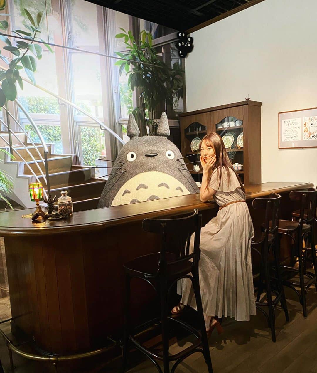 加藤桃子のインスタグラム：「ジブリパーク🌱  たくさん写真撮るスポットがあって楽しかったよ🤳 まだまだエリア増えるみたいだからまた行きたいな🫶💕  #ジブリパーク #トトロ #天空の城ラピュタ  #ghibli  #ghiblipark  #totoro  #castleinthesky  #laputa  #japantravel  #japanesegirl」