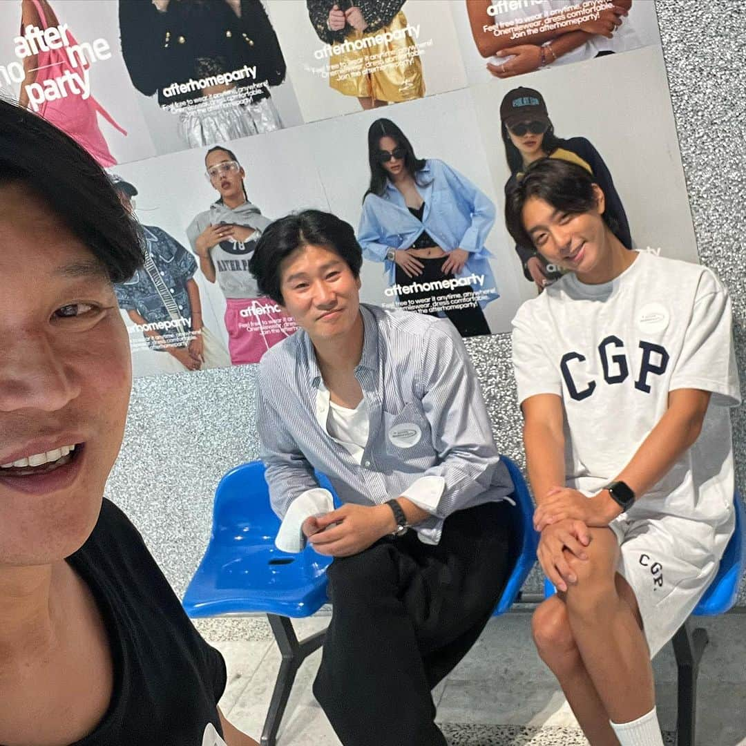 ヒョヌさんのインスタグラム写真 - (ヒョヌInstagram)「#afterhomeparty  #thehyundaiseoul」8月14日 13時10分 - hyunwoo0118