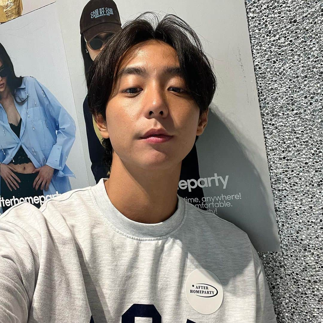 ヒョヌさんのインスタグラム写真 - (ヒョヌInstagram)「#afterhomeparty  #thehyundaiseoul」8月14日 13時10分 - hyunwoo0118