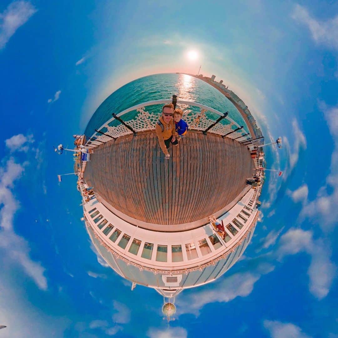 Official RICOH THETAのインスタグラム：「Brighton fun! 🎠⛱️🎢  📸: @orb_three_sixty  ***************** Please add #theta360 to your photos shot with THETA and post them😊 . . . . . #ricohusa #ricoh #ricohimaging #ricohtheta #lifein360 #360camera #360view #camera #cameratips #cameralover #photographylovers #photographer #photooftheday #photographytips #cameragear #photoediting #editingtips #art #360photography」