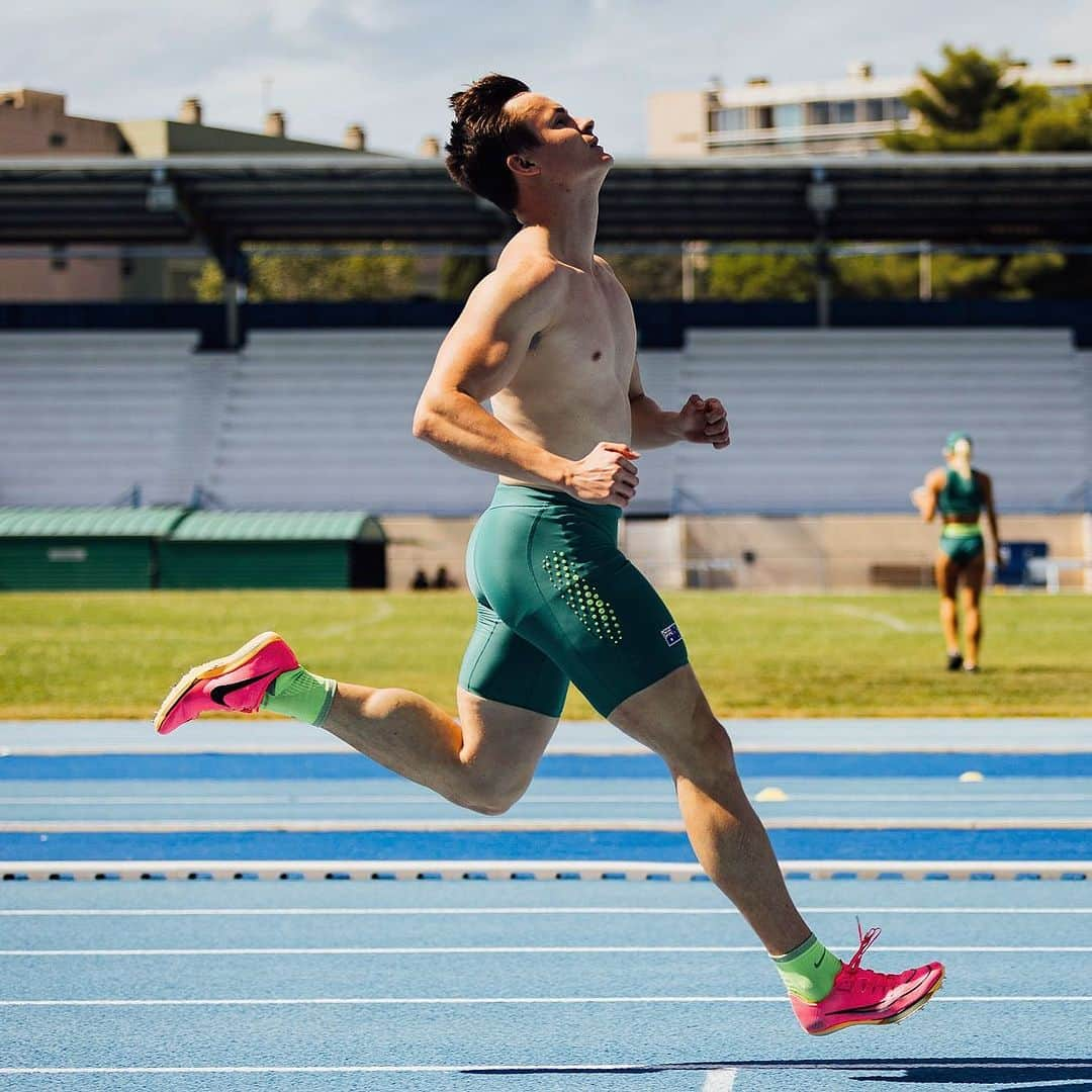 ジェイク・ドランのインスタグラム：「HUNG(a)RY 😤🇭🇺   World champs 100m this Saturday.」