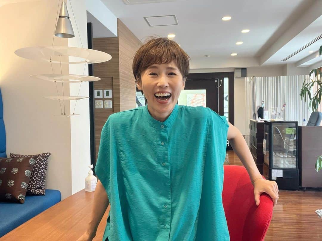 のインスタグラム：「特に何もしていないのよ😚」