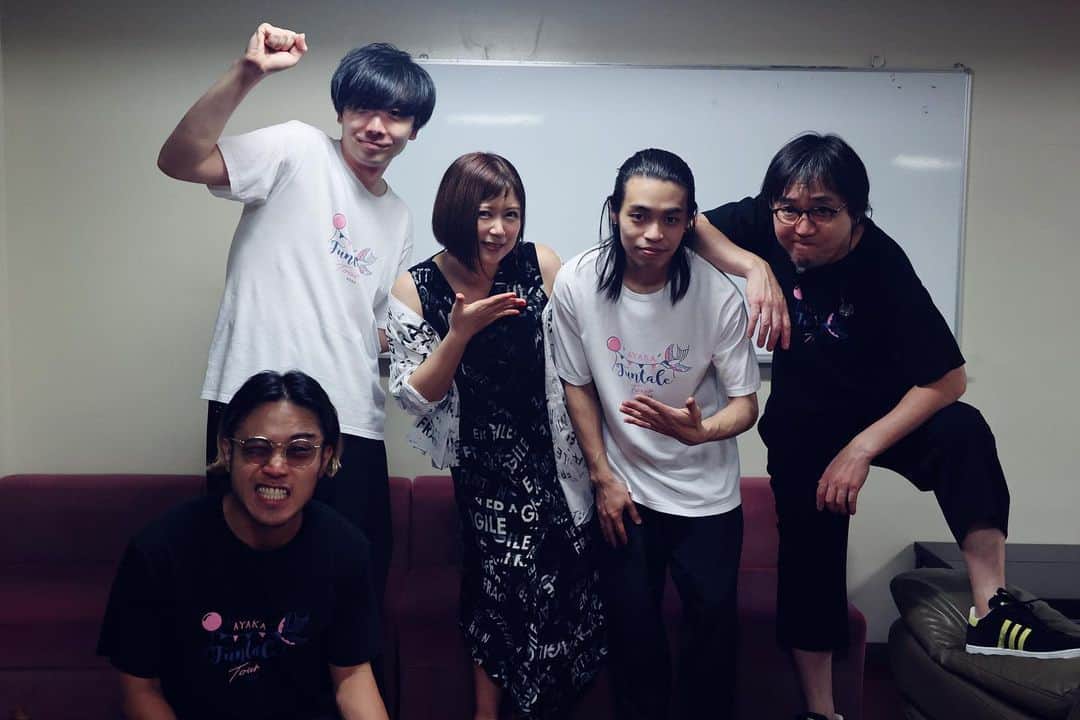 絢香さんのインスタグラム写真 - (絢香Instagram)「Funtale Tour 2023 福岡公演 幸せな時間でした❤️  「おかえり〜」の声が嬉しかったな🥹  この日がラストのタイキメン 🥁 @taiki_men_  お疲れ様でした！ ありがとう！👏  @kei_kawano  @shuta_nishida  @ochi_the_funk   #Funtale  #tour #福岡」8月14日 16時26分 - ayaka_official_jp