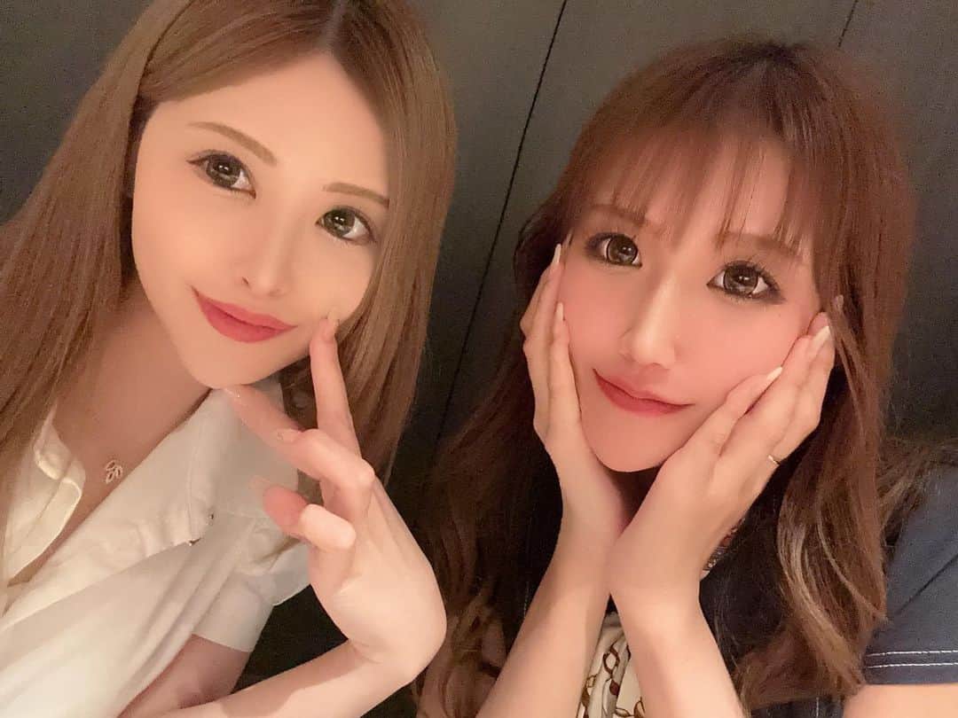 MIURAMAIのインスタグラム：「予約困難店✨️  東京都新宿区東五軒町5-5 紀茂登🫶🏻  和食ってほんとに奥深い✨️  まいも調理師免許とったけど 和食がいちばん楽しかった🥰  品数多くて載せきれない笑 とにかく全部美味しかったよ✨️  昼も夜も食べログの 平均予算は￥60,000～￥79,999 高級店です🫶🏻  #日本料理 #紀茂登 #予約困難店」