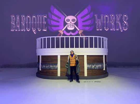 無良崇人さんのインスタグラム写真 - (無良崇人Instagram)「【ワンピースオンアイス】 横浜公演無事終了しました！！ クロコダイル役として、7月からリハーサルを重ねてきて今回皆様の前で滑ることができました！！  セリフに合わせて滑るって難しいなと最初は思っていましたが、やっていく事でどんどん楽しくなっていくのが本当に新鮮でした！！  そして、衣装やメイク。照明やプロジェクションマッピングなどの演出でより一層ワンピースの世界観が感じられるようになっています！  次は名古屋！！9/2-3  会場でお待ちしてます！！  #ワンピースオンアイス #ONEPIECEONICE  #ワンピースオンアイスエピソードオブアラバスタ  #ONEPIECE  #iceshow  #baroqueworks #バロックワークス  #クロコダイル #わに #砂 #ミスオールサンデー #mr1 #mr2ボンクレー #ミスダブルフィンガー  #mr4 #ミスメリークリスマス #麦わらの一味  #ルフィ #ビビ #ナミ」8月14日 17時31分 - takahitobh5d