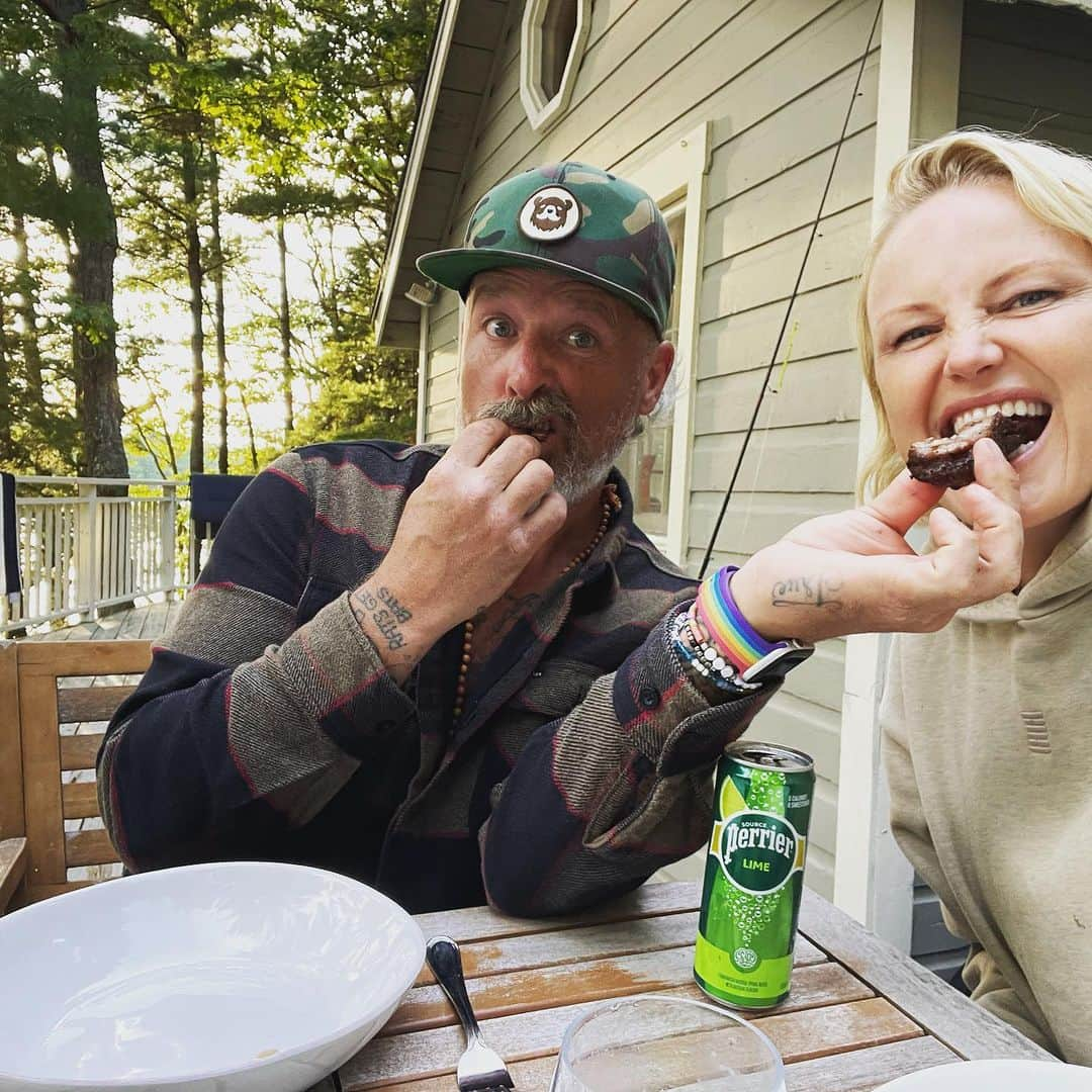 マリン・アッカーマンさんのインスタグラム写真 - (マリン・アッカーマンInstagram)「#happyplace #summer #lakelife #friends #family @bubbanicholson」8月15日 3時55分 - malinakerman