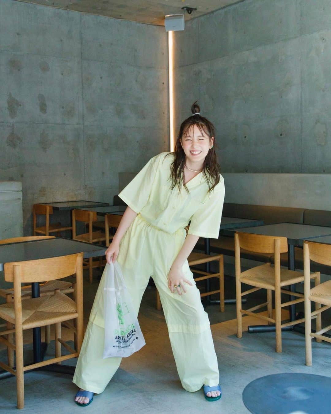 菊地泰久のインスタグラム：「@tsubasa_0627official  @moremagjp  @yukarihayashi  @ishigamimitsue  @yasuhisa_kikuchi   #本田翼 #more #菊地泰久 #yasuhisakikuchi #beauty #makeup #fashion #portrait #jewelry #gravure #shooting #photography #photographer #model #studio」