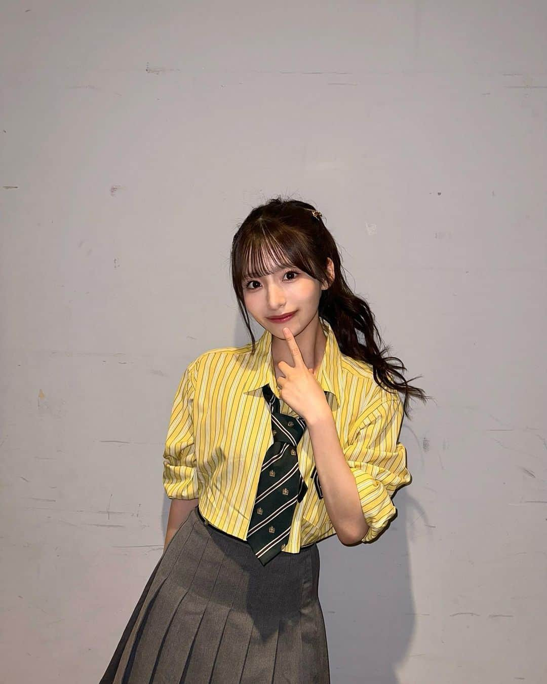 平田侑希さんのインスタグラム写真 - (平田侑希Instagram)「. 黄色珍しいけど似合うー？👔🌻💛」8月14日 20時07分 - yuki__hirata