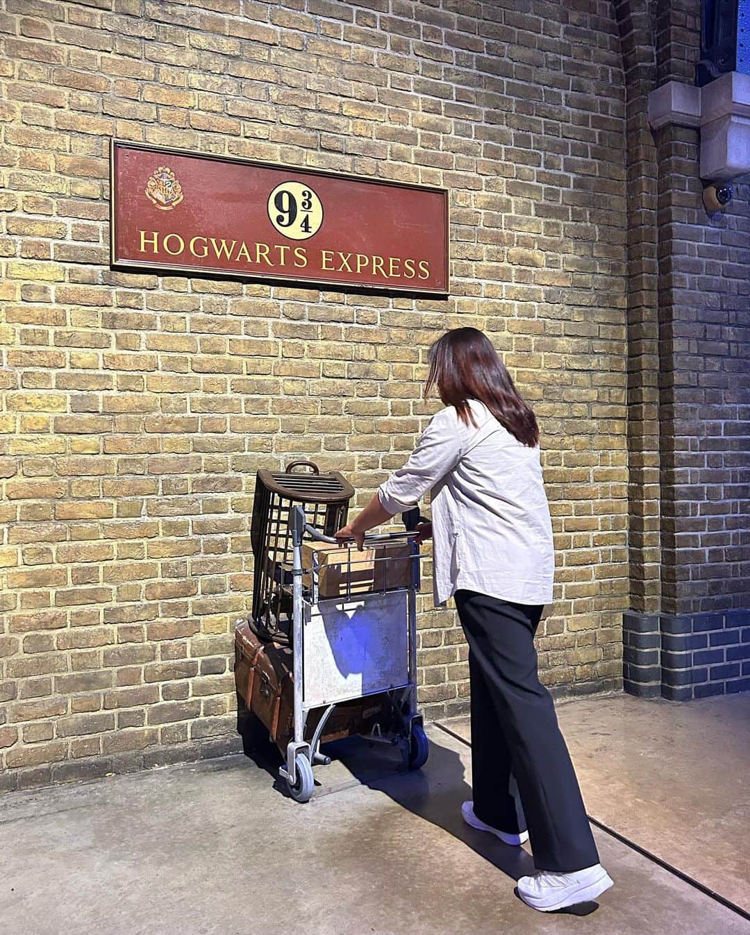 ユ・へランのインスタグラム：「그래서…저는 어디라고요?  #HarryPotter #London  #Offweek」