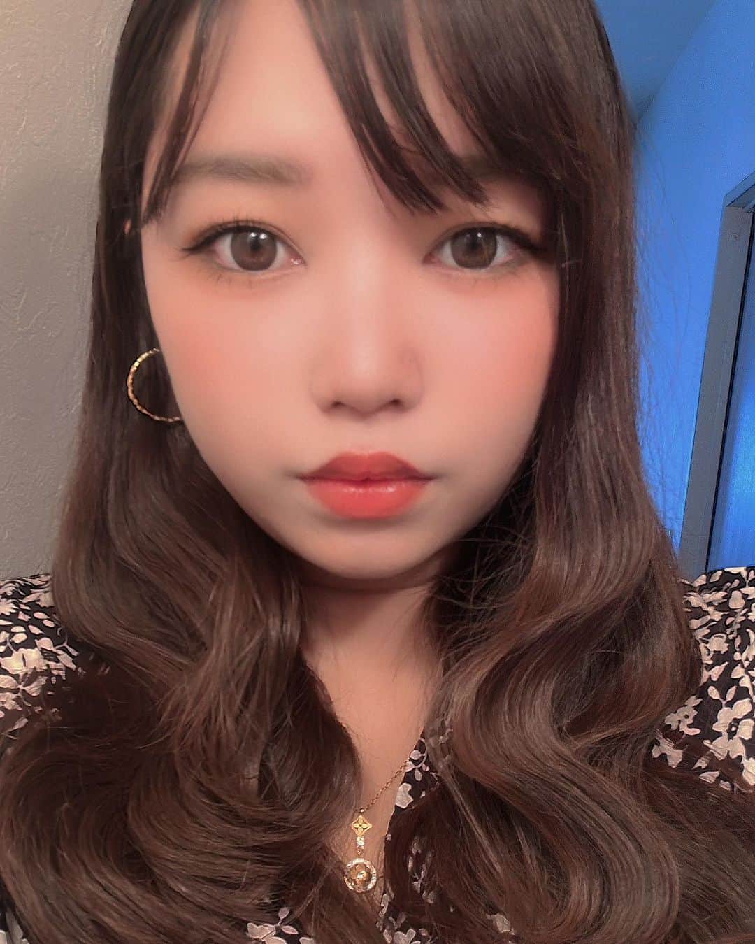 R!Nのインスタグラム：「真面目な顔デス 連休1日目は海で泳いだりドライブに行きました！ 対ありでした！」