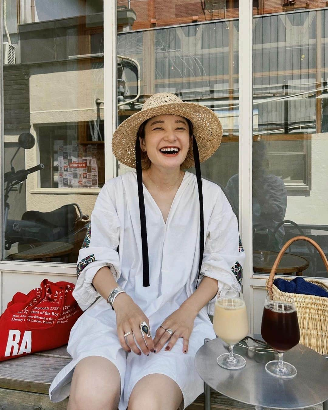 川島幸恵さんのインスタグラム写真 - (川島幸恵Instagram)「👒👒👒 ⁡ 夏の思い出🎞️ 先月末に行った鎌倉〜江ノ島🏝️ ⁡ 知人に教えてもらったおすすめお店巡りの1日😊 ⁡ 週末だったけど思ったよりは人も多過ぎなくて、都内より湿気が少なく(感じた)て、楽しかったな。 ⁡ ⁡ #dayoff #休日 #鎌倉 #極楽寺 #江ノ島 #ラッテリアベベカマクラ  #イタリアン #THEGOODGOODIES #coffee #たこせん #えのでん  #bsan  #dress #vintage #hat #lamaisondelyllis #sandals #mohi #fashion #styling」8月14日 20時55分 - sachie118