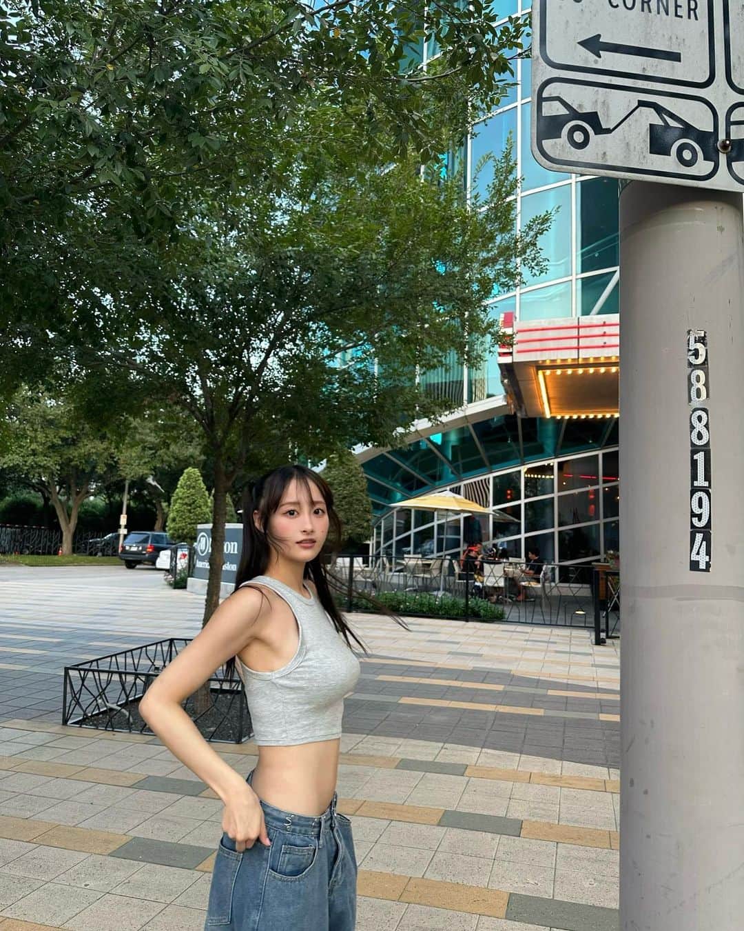 谷川奈々穂のインスタグラム：「ヒューストンでもたくさん食べてのんでねてる」