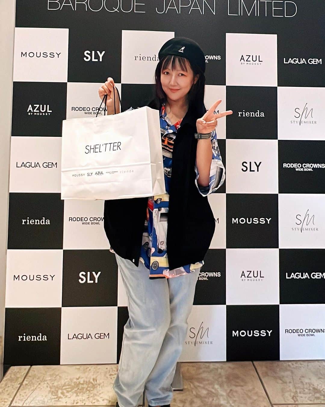 桃井はるこのインスタグラム：「あっちゃんとSALEにいってきたよෆ #バロックジャパンリミテッドファミリーセール  今夜YouTubeライブ https://www.youtube.com/live/n8AM8FzzFvc?feature=share」