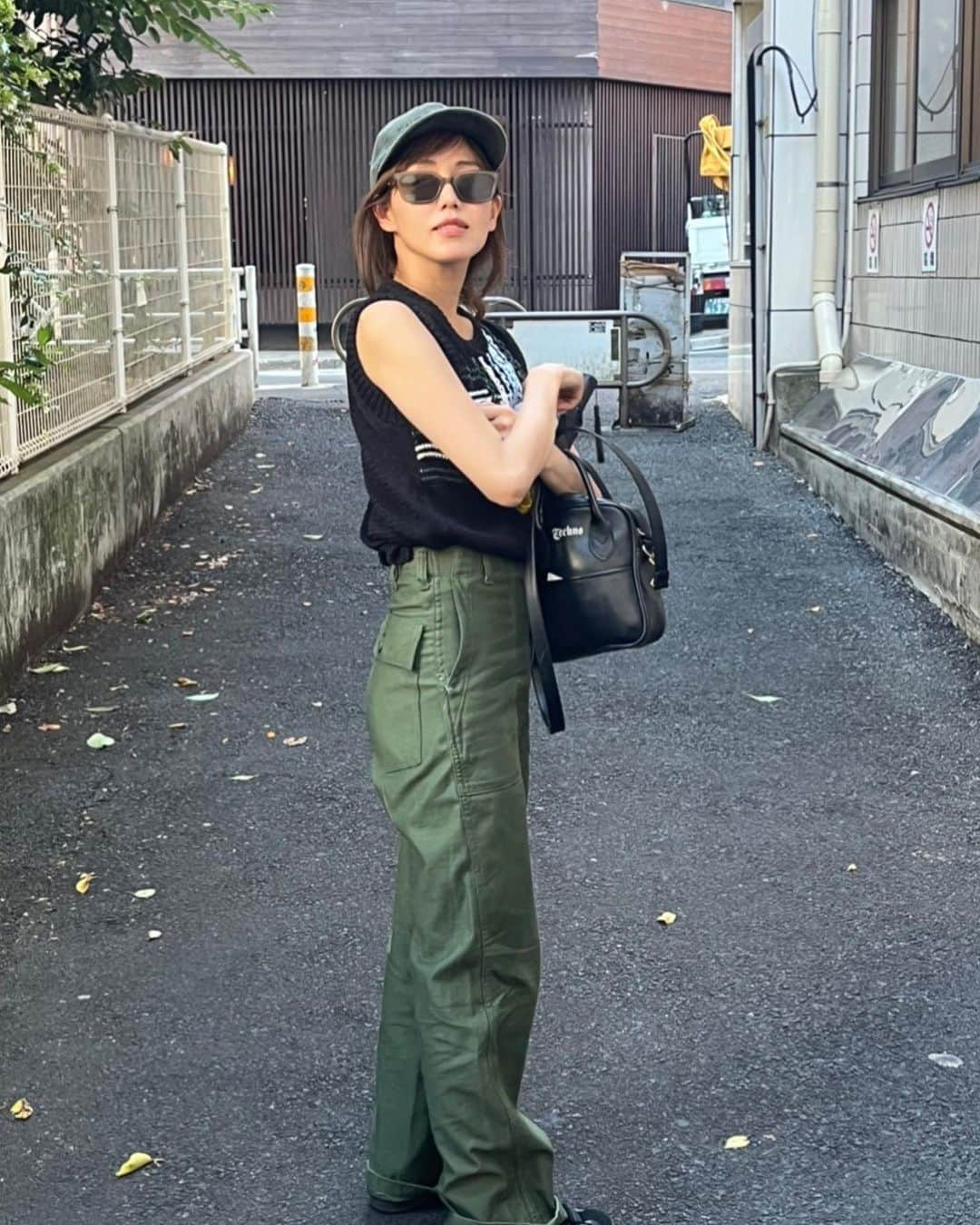 宮﨑香蓮さんのインスタグラム写真 - (宮﨑香蓮Instagram)「暑いですね🫠☀️🍧🧊 パンツは古着👖」8月14日 21時20分 - karen_miyazaki_official