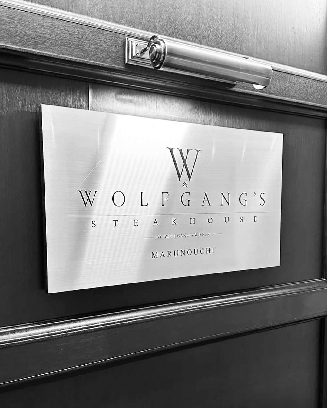 大井健のインスタグラム：「Birthday dinner in Marunouchi   毎年恒例の誕生日会  感謝😊  #大井健」
