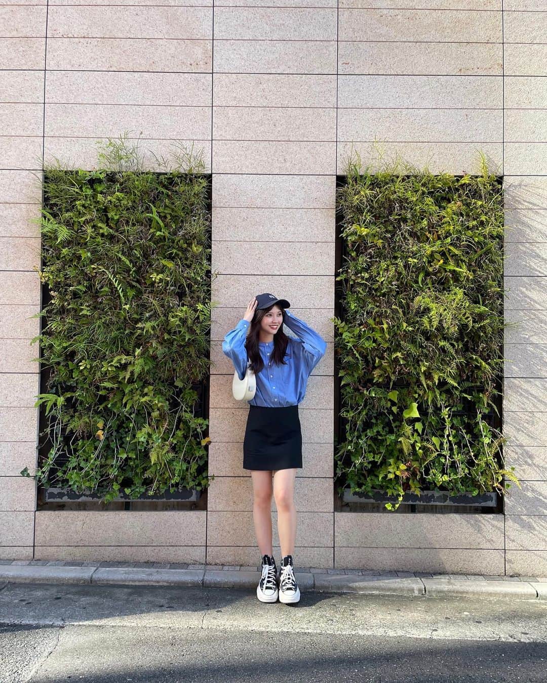 のインスタグラム：「. 韓国で買ったコンバース👟♡ 夏はキャップコーデがやっぱり好き🧢  . #converse#converserunstarhike  #runstarhike#conversekorea#osoi」