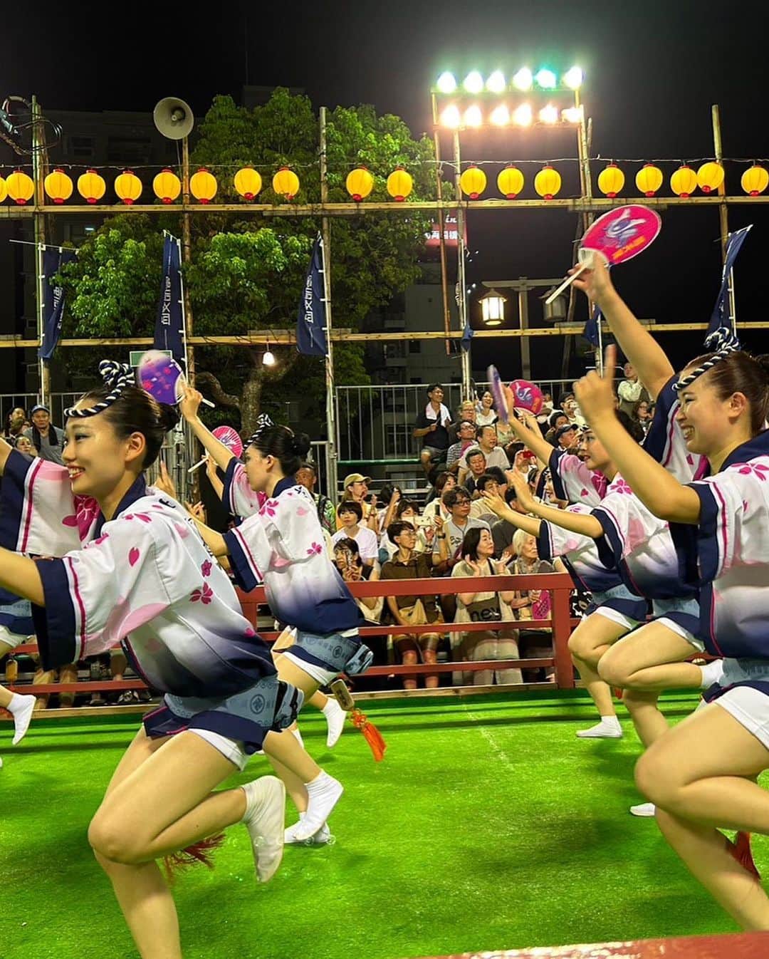 本間憲のインスタグラム：「初徳島初阿波踊り。 行きたいところへ行ってきた。  ほんと行ってよかった。」