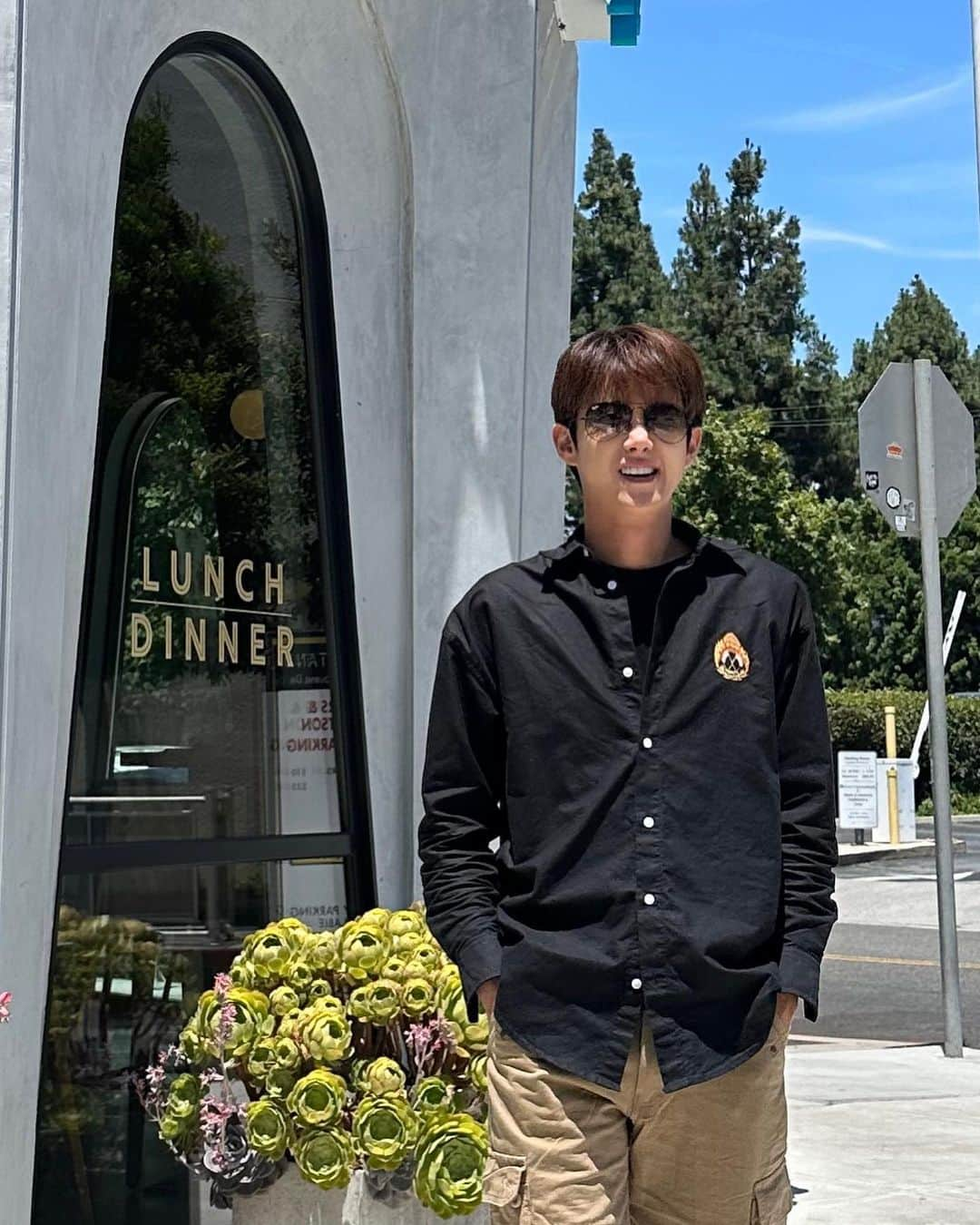 ファン・グァンヒさんのインスタグラム写真 - (ファン・グァンヒInstagram)「🍽️🍸😆」8月14日 21時30分 - prince_kwanghee