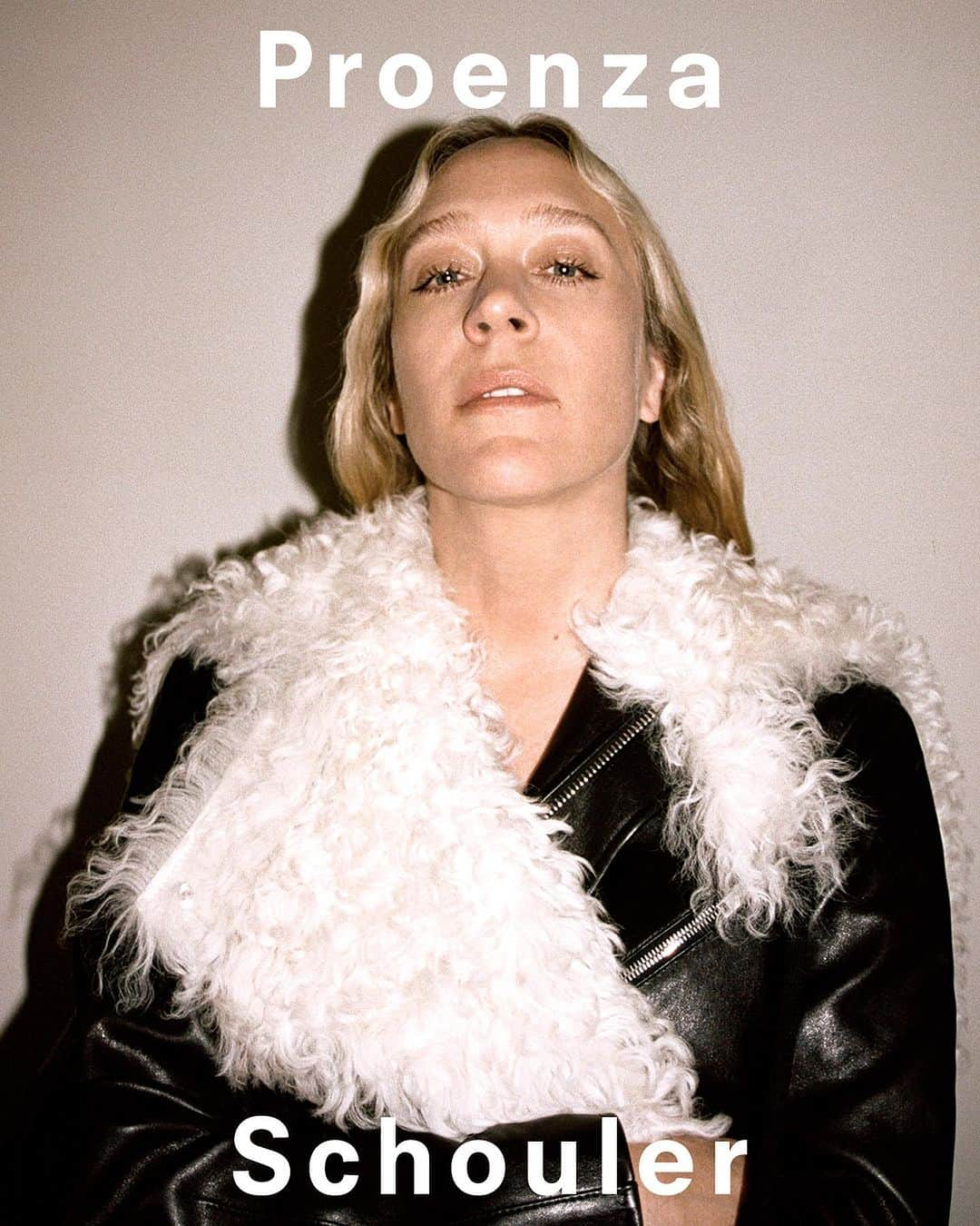 プロエンザスクーラーのインスタグラム：「Proenza Schouler Fall Winter 2023 featuring Chloë Sevigny  Photography by Davit Giorgadze  #proenzaschouler」