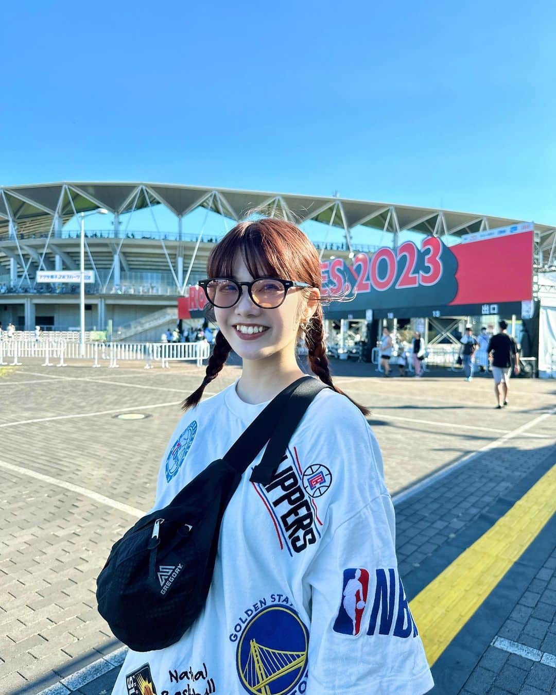 MOMOKAのインスタグラム：「#rockinjapan2023 夏感じたあああああああ🌞🌻🔥」