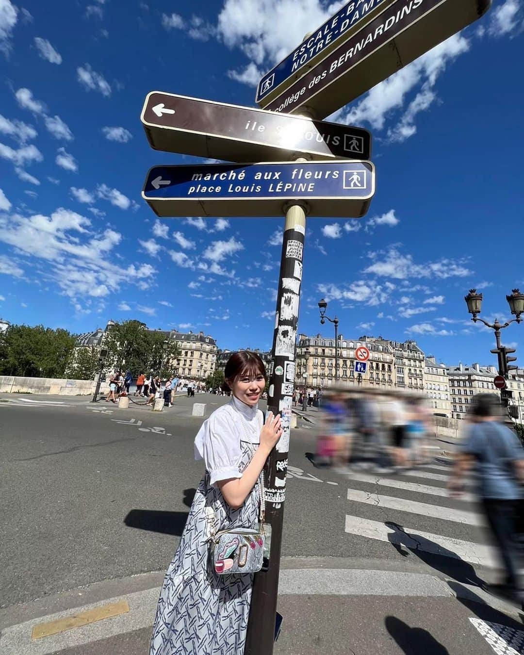 武元唯衣さんのインスタグラム写真 - (武元唯衣Instagram)「.  #chukegram  #paris🇫🇷 #sakurazaka46」8月14日 21時45分 - takemotoyui_official