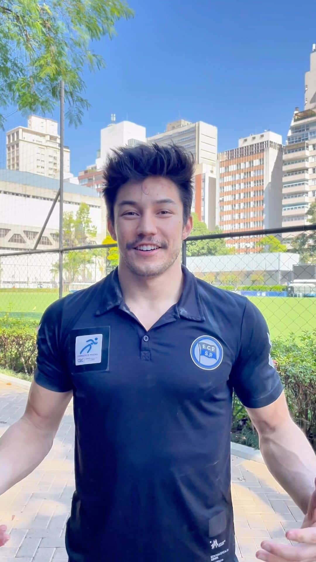 アルトゥール・オヤカワ・マリアノのインスタグラム：「Campeonato Brasileiro de Ginástica! Essa semana em Lauro de Freitas/Bahia…. Vemmmmm genteeee. Vem torcer e prestigiar ❤️👏🏻🙏🏻 . @cbginastica @ecpinheiros」