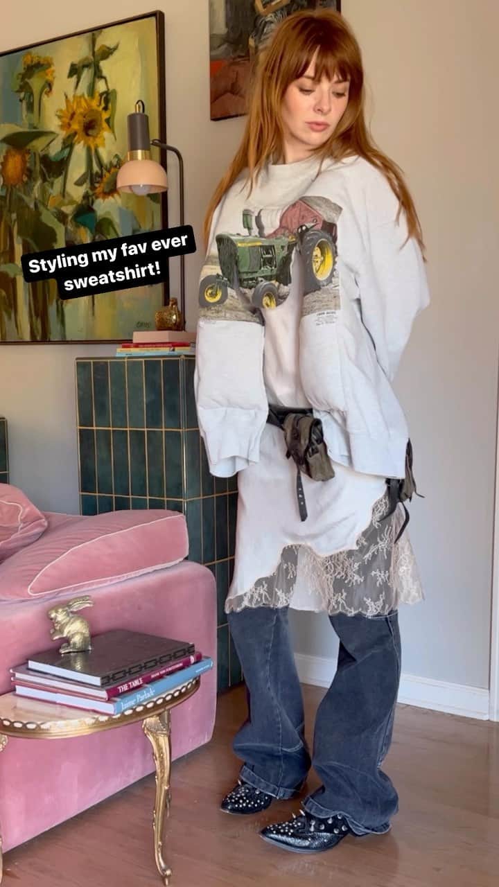 ジェーン・アルドリッジのインスタグラム：「I got this @commedesgarcons sweatshirt with sort of stuffed appendages and random cut-outs several years ago. It’s probably a top three item in my close! I’ve always had an obsession with basic grey sweatshirts so to have one that turns that idea on its head makes it so much fun to play with. I wore it when I was pregnant a lot, the big stuffed arms just made sense with the swell of my belly 😂 my only regret is that I didn’t buy two of them. I got it at @leclaireur in Paris maybe five years back. Such a cool store!」