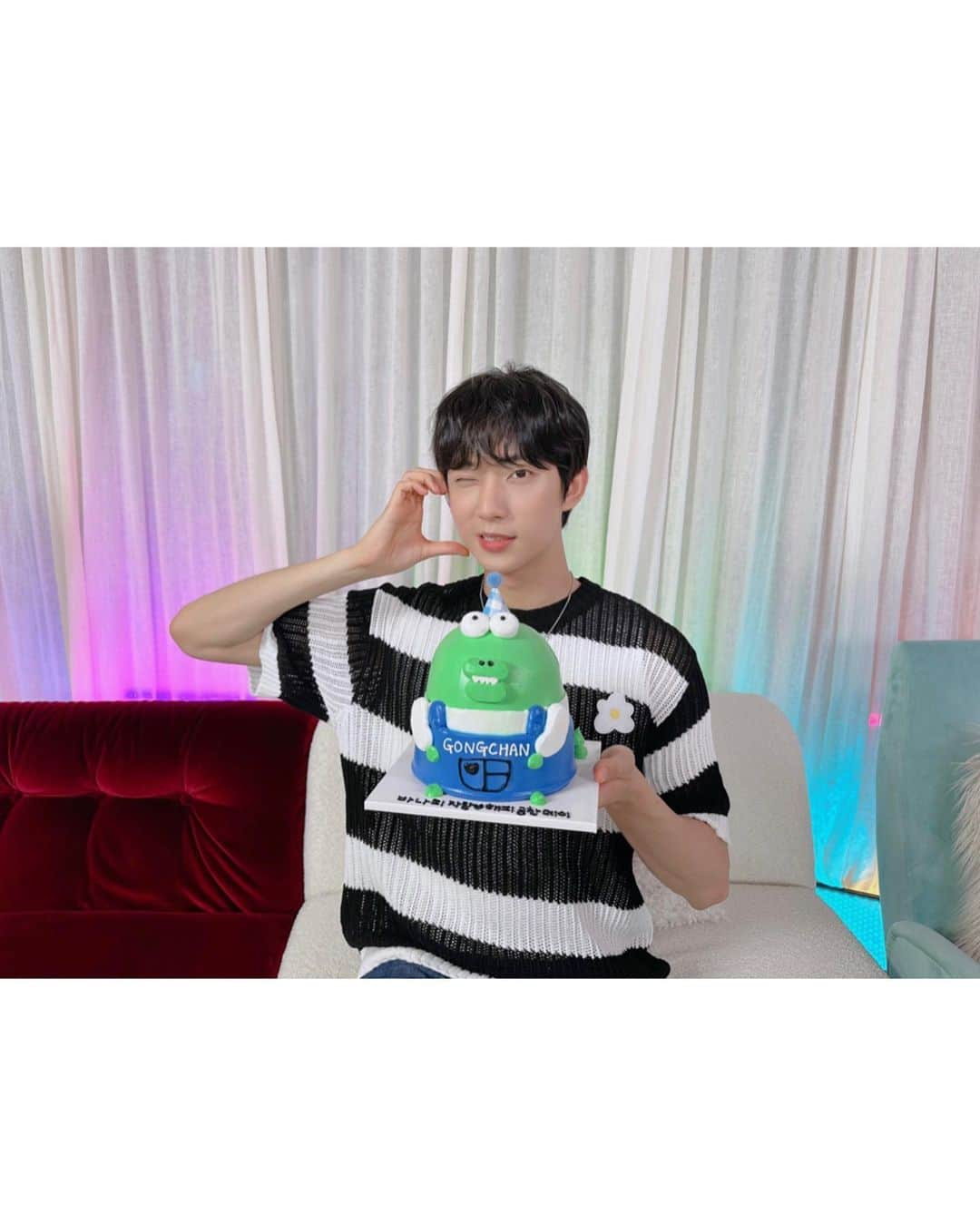 B1A4さんのインスタグラム写真 - (B1A4Instagram)「HAPPY GONGCHAN DAY 📸  처음부터 끝까지 찬이로 가득했던 시간😆 (feat. 형들의 선물) 바나 여러분들도 공찬이와 행복한 시간 보내셨기를 바라요💚  #B1A4 #공찬 #GONGCHAN #해피공찬데이 #HAPPYGONGCHANDAY」8月14日 22時56分 - b1a4ganatanatda