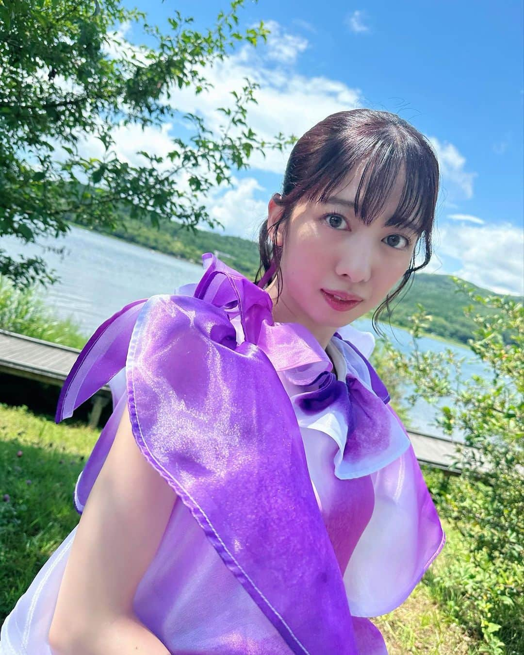 真山りかさんのインスタグラム写真 - (真山りかInstagram)「. ⁡ ファミえん詰 ⁡ ポニーすると髪伸びたのよくわかるよね ⁡ #ファミえん2023 ⁡ #まやまにあ ⁡ .」8月14日 22時52分 - ma_yama_official