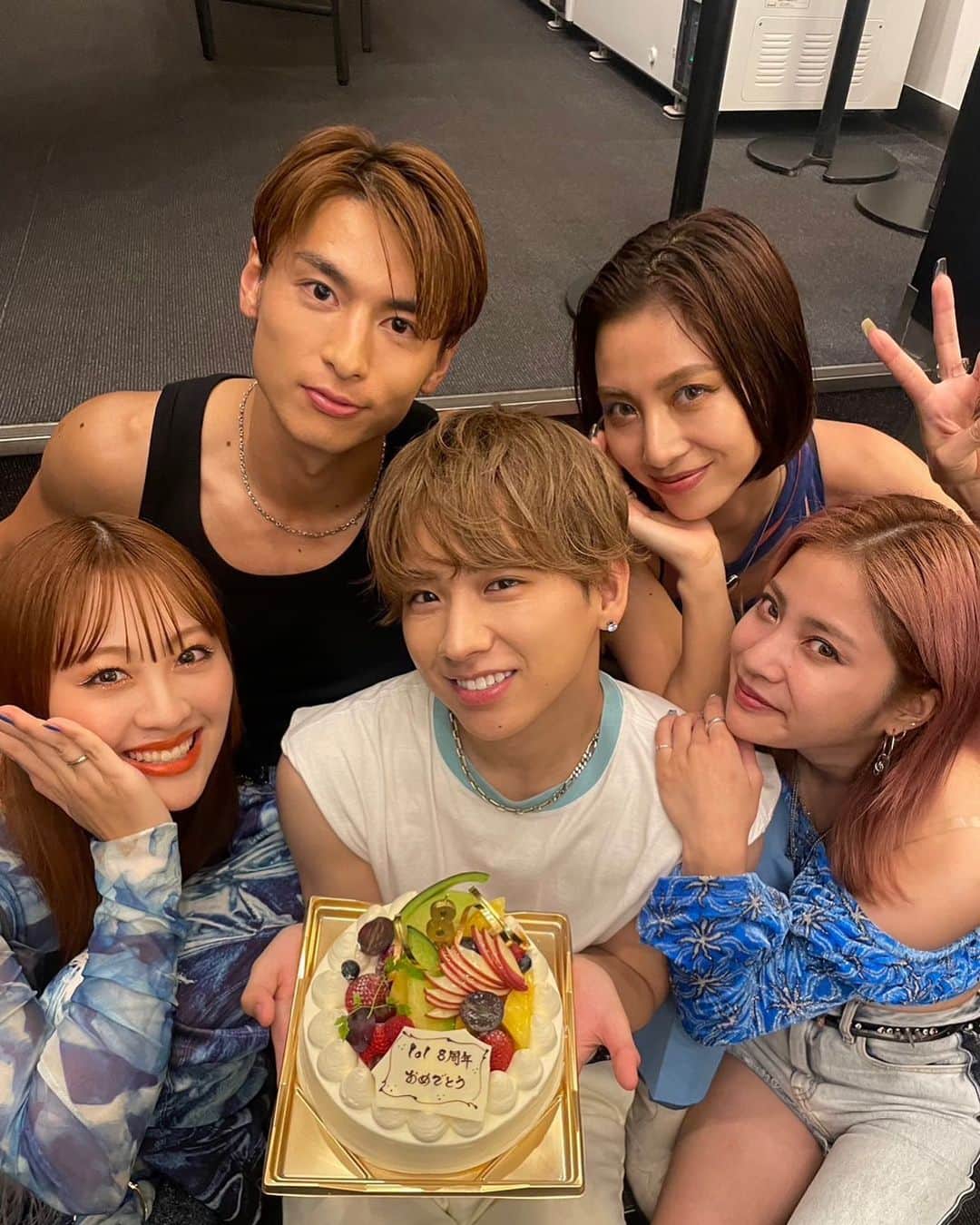 小見山直人 のインスタグラム：「🙋‍♂️✨  エルファミのみんなー  ありがとー😆✨✨✨✨✨  これからも笑顔で楽しい思い出作ってこー😆✨✨✨✨✨💪」