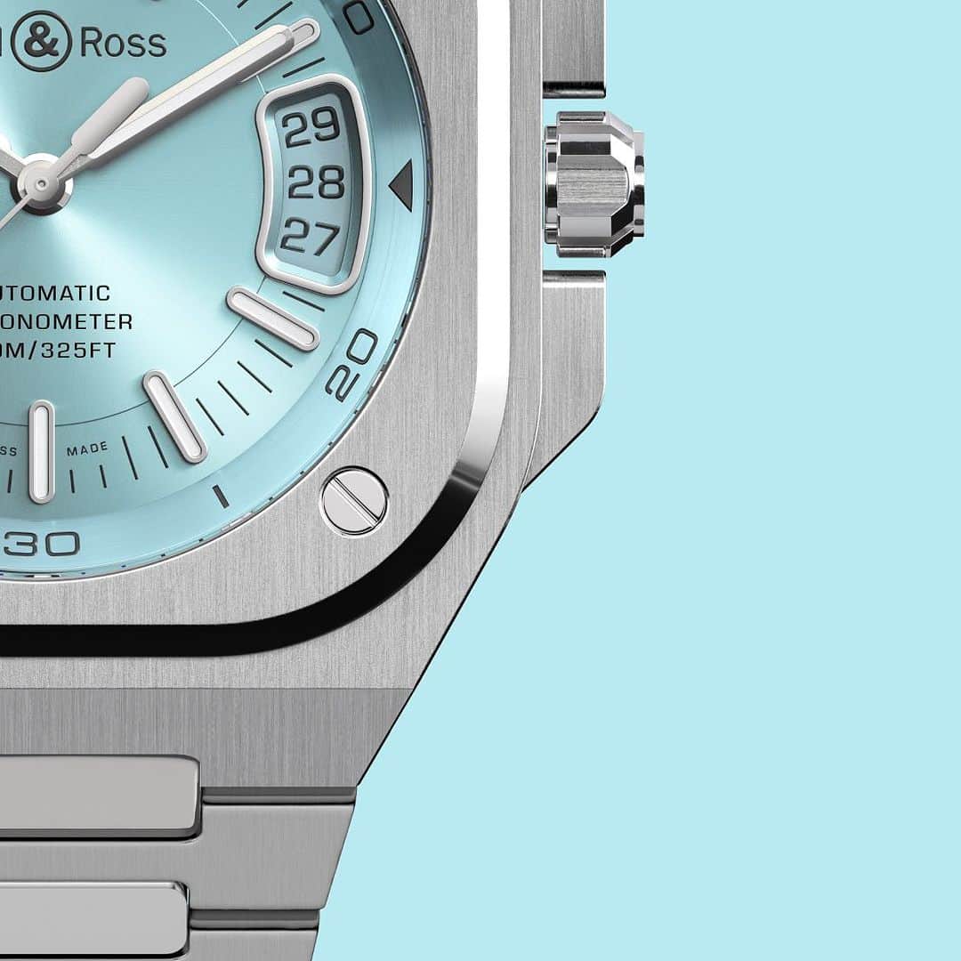 のインスタグラム：「BR-X5 Ice Blue Steel comes in a 41mm multi-component case and is available in an integrated satin finished and polished steel braceletas well as an openworded ice blue rubber strap that blends in seamlessly with the color of the dial.   Discover more via the link in our bio.   #bellross #timeinstruments #BRX5」