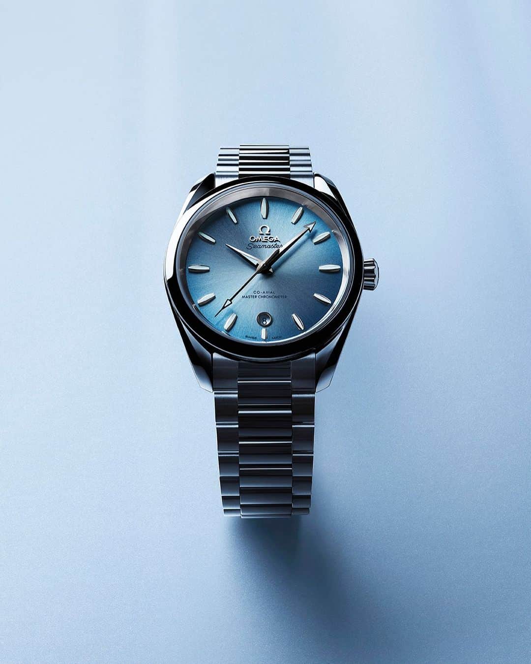 のインスタグラム：「#Seamaster​ ​ Precision at every level. ​ ​ 150 metres. The 38 mm Seamaster Aqua Terra in Summer Blue with sailboat indexes and power supplied by OMEGA’s Co-Axial Master Chronometer 8800.​ ​ #OMEGA」