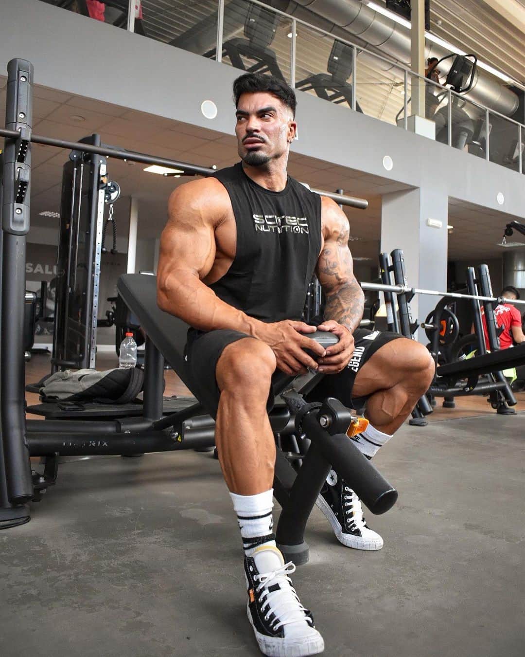 Sergi Constanceのインスタグラム：「Every single day is a new chance to improve yourself 💪 Team @scitecnutrition  📸 @cmphooto  #belegend #workout #training #lifestyle #scitec #teamscitec #nutrition #performance」