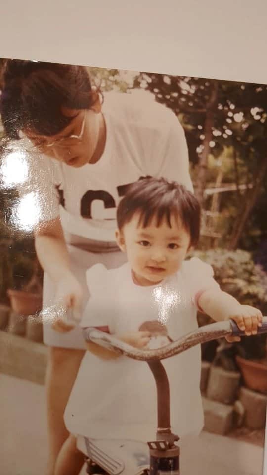 清野紗耶香のインスタグラム：「2023/08/14  母へ  いつまでも甘えん坊な娘より  #mymother  #命日  #8月14日」
