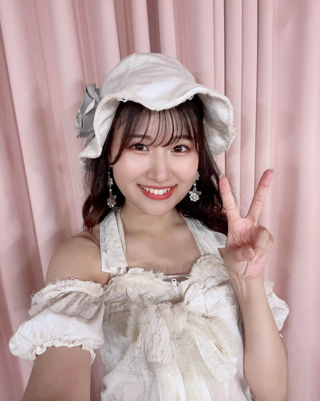 高橋彩香のインスタグラム：「僕の太陽公演もラスト…✨️  そして今日が通常公演ラストでした！ 本当にありがとうございました！   #AKB48  #さやりん  #高橋彩香  #髙橋彩香」