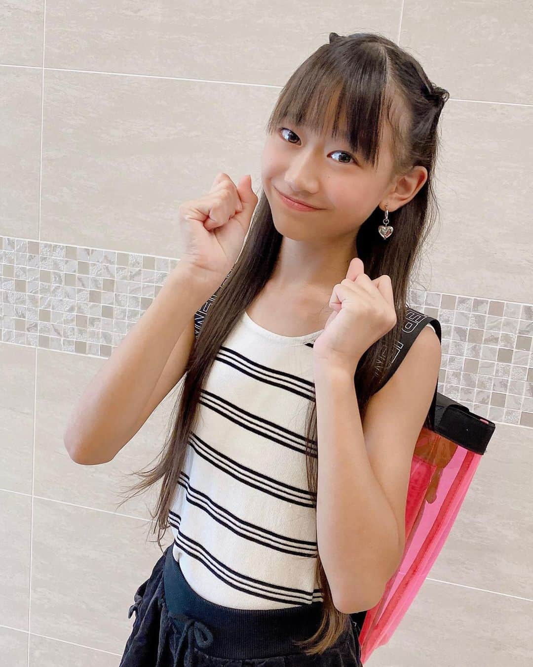 ジュニアアイドル  日焼け 藤林夢さんのインスタグラム写真 - (藤林夢Instagram)「💗藤林夢(Yume)💗 @yumemama.mini ☀️やっぱり日焼けしています🤭❣️❣️  ❤︎ ❤︎ ❤︎  #藤林夢#夢#ゆめ#ユメ#yume#유메#okinawa#japan#girl#4xstAr5#シスタ#dance#sing#model#japanese#pink#ティーン アイドル ...