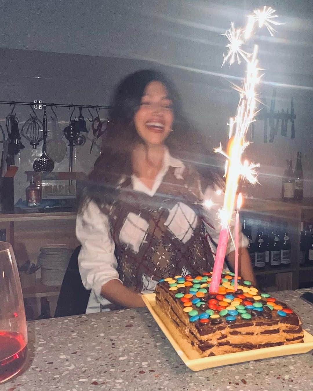 Úrsula Corberóさんのインスタグラム写真 - (Úrsula CorberóInstagram)「Gracias a todos por las felicitaciones. Fue un cumple muy bonito y muy fresquito 🧊 Love you 🧊」8月15日 2時07分 - ursulolita