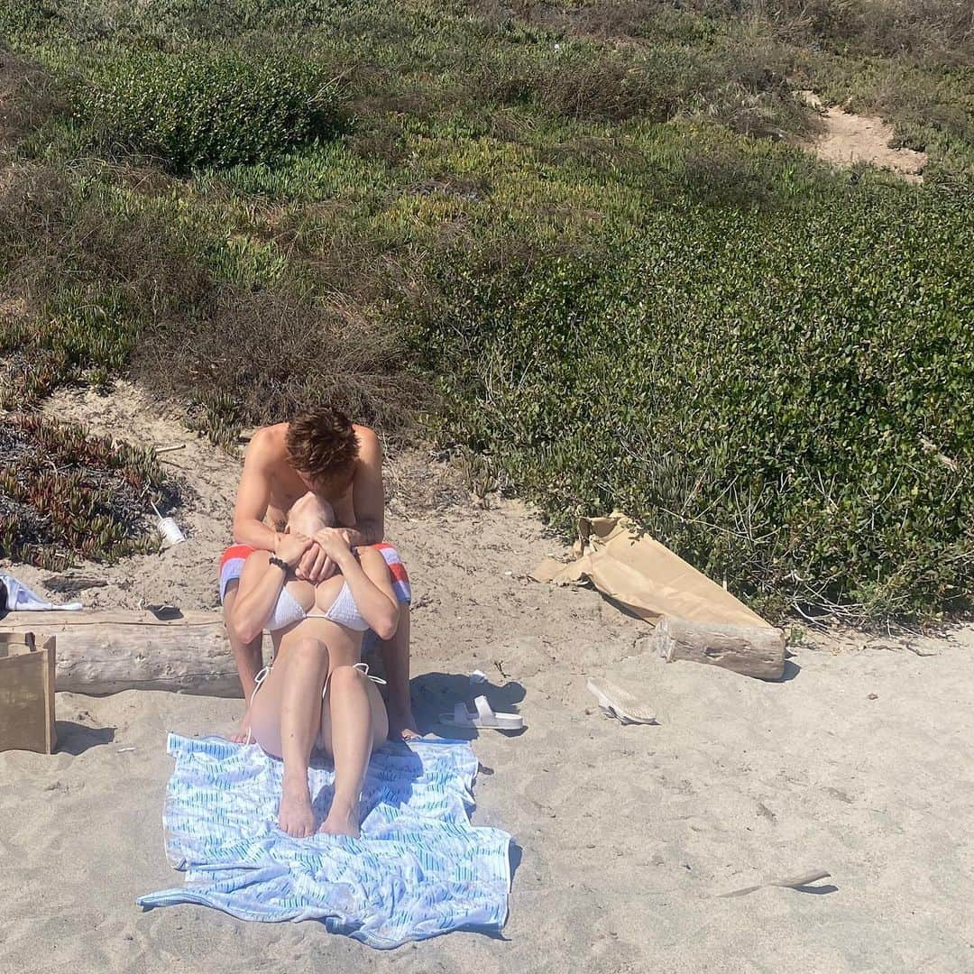 ベイビー・アリエルさんのインスタグラム写真 - (ベイビー・アリエルInstagram)「been doing lots of beach recently」8月15日 2時08分 - babyariel