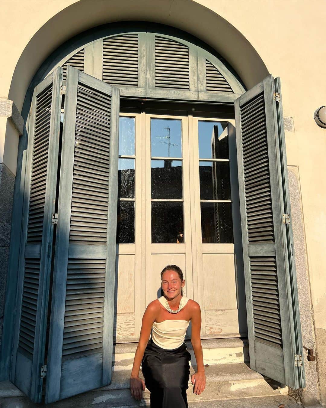 さんのインスタグラム写真 - (Instagram)「Сливу в саду проверила и базилик у дома 🌱」8月15日 2時39分 - markina