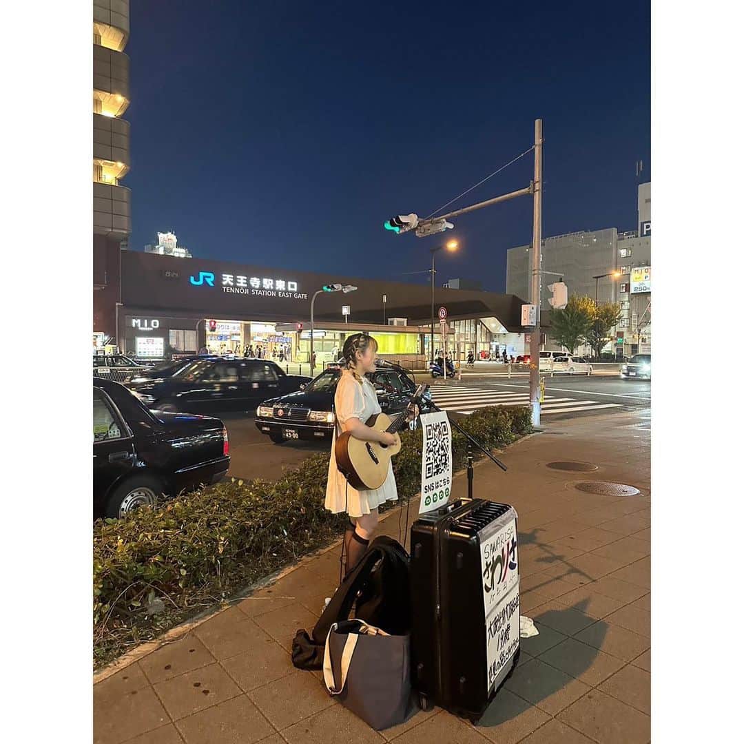 のインスタグラム：「▷さわりさ真夏の路上ライブツアー 大阪編 ▶8/11 8/12 8/13 ⁡ ▷天王寺近鉄駅前、なんば近鉄難波駅前、なんば高島屋前 ⁡ 📸 応援してくれたみんな☺︎︎︎︎ ⁡ ⁡ ⁡ ▶▶Next  8/23 8/25 8/26 8/27  19:30〜  渋谷ハチ公前 ⁡ ⁡ . ⁡ ▷Sawalisa Midsummer street live tour -Osaka- ▶ 8/11 8/12 8/13 ⁡ ⁡ ▷in front of Tennoji Kintetsu Station、  in front of Namba Kintetsu Namba Station、    in front of Namba Takashimaya ⁡ 📸 Everyone who surpported me ⁡ ⁡ ⁡ ▶▶Next 8/23 8/25 8/26 8/27 19:30〜  In front of Shibuya Hachiko ⁡ . ⁡ ⁡ #さわりさ #OIKOS #OIKOSMUSIC #八月二日 #路上ライブ #ストリートライブ #大阪 #osaka #なんば #Namba #シンガーソングライター #弾き語り #sawalisa #streetlive #Osaka #Singersongwriter #newsong #music」