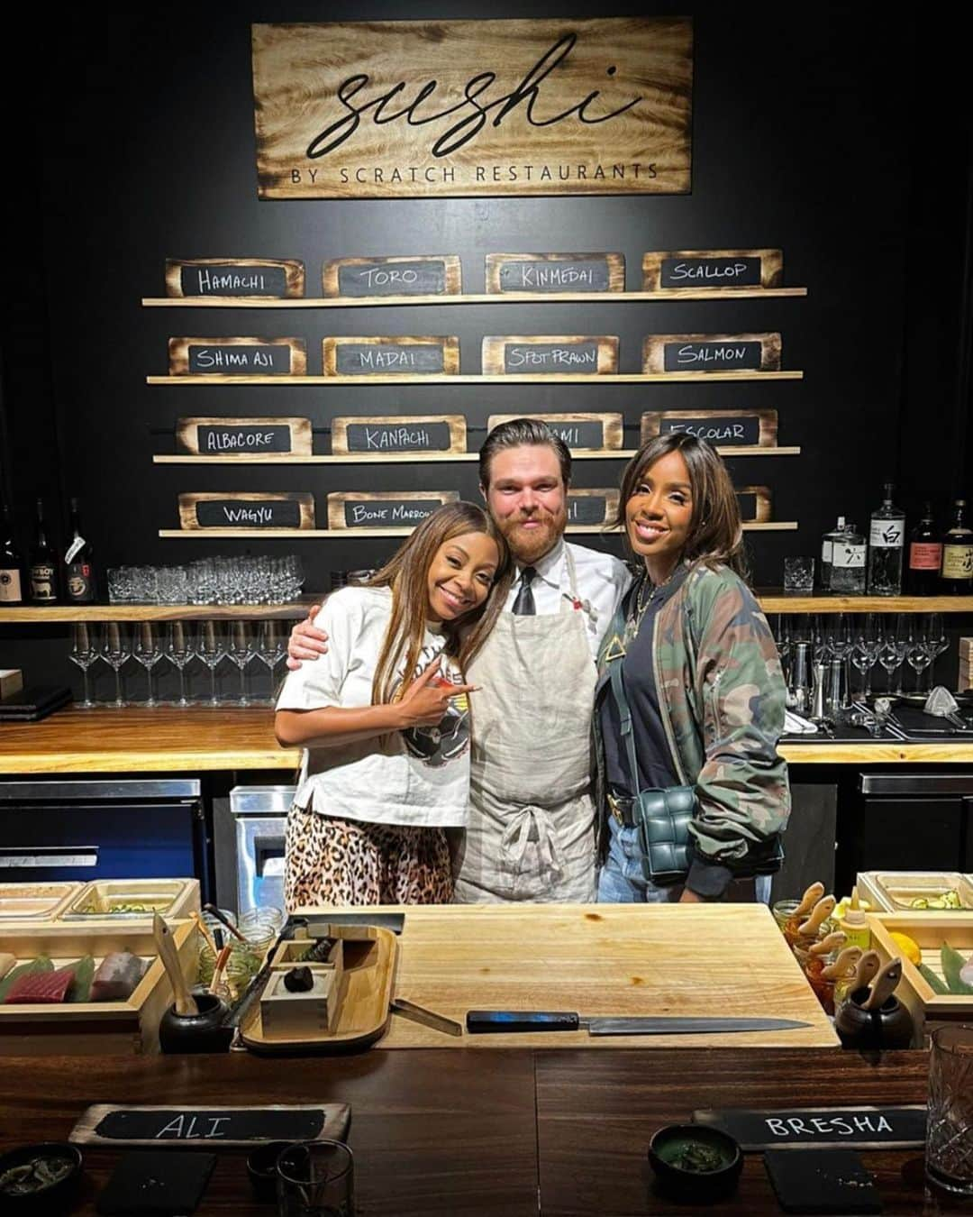 ブレシャ・ウェッブさんのインスタグラム写真 - (ブレシャ・ウェッブInstagram)「What a night! It was an absolute pleasure getting to serve you both last night at the new @sushibyscratchrestaurants in the penthouse of the @beverlywilshire」8月15日 2時59分 - breshawebb