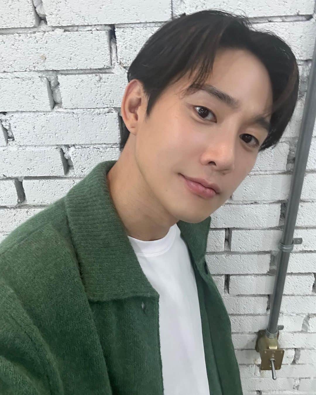 パク・ソンフンのインスタグラム：「오늘밤도 남남!!!🥰 10시 ENA!!! #남남」